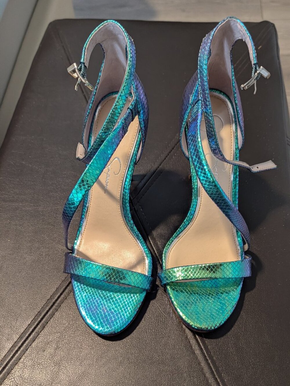 BRAND NEW JESSICA SIMPSON Iridescent Teal Snakeskin Ankle Strap Heels Size 8.5